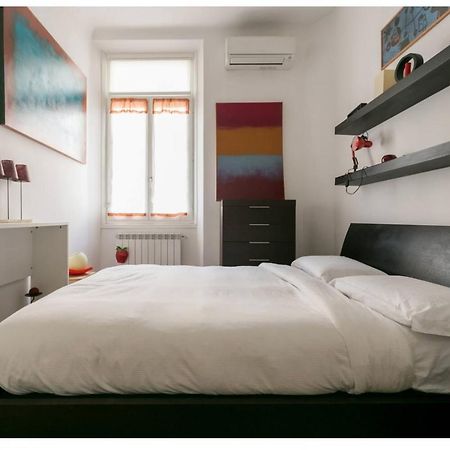 Appartement Splendido Bilocale In Via Orti - A Pochi Metri Dal Policlinico à Milan Extérieur photo